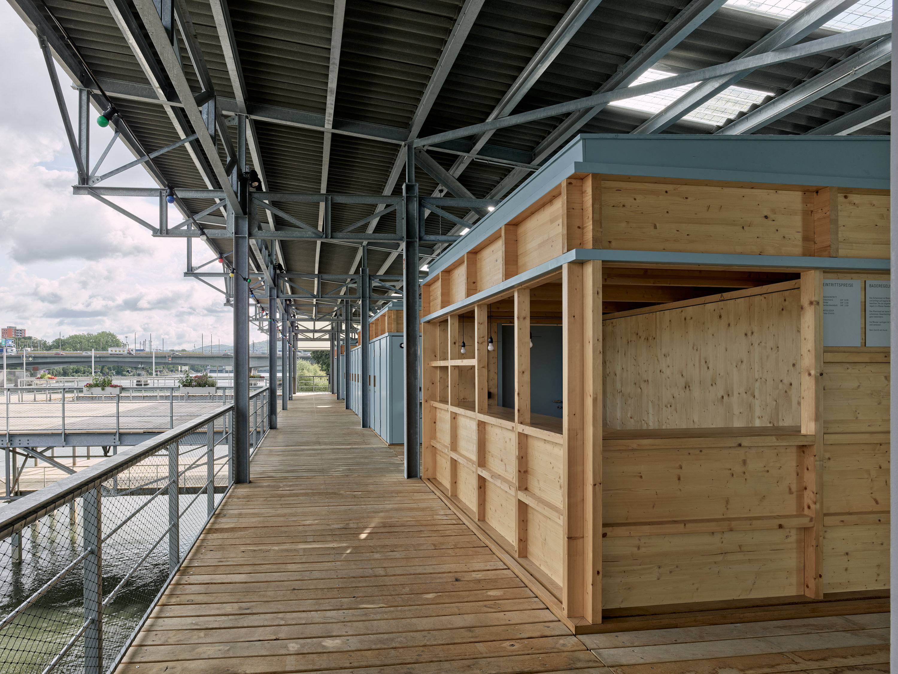 Ahp0095 AIQ4 018371 J3